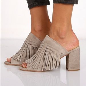 Matisse Understated Leather Moonshine Mule Grey